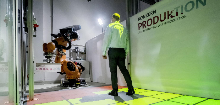 Dynamic safety zones enable safe cooperation between people and robots