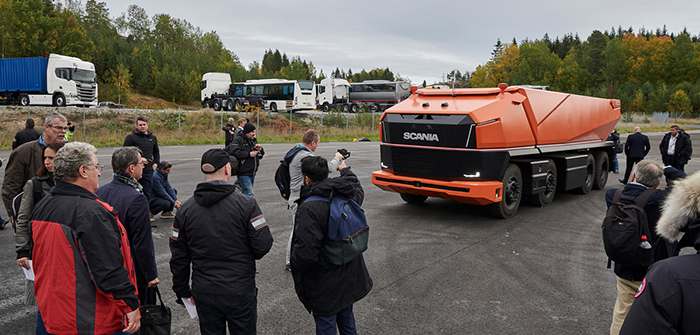 Scania AXL cabless autonomous truck