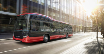 Traton Group to invest €1bn in digitization by 2024 and €1bn in electrification by 2025 Scania autonomous bus Stockholm