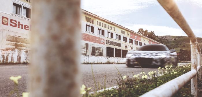 Maserati MC20 in camouflage