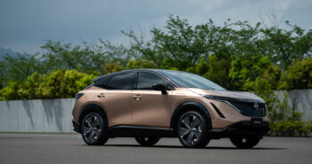 Nissan Ariya aerodynamics testing – a glimpse into the wind tunnel The Nissan Ariya's aero package was refined in simulation first and then tested in the wind tunnel