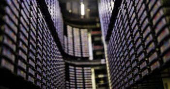 FEATURE: Supercomputers in crash simulation Škoda relies on simulation for the majority of its crash testing. At Škoda’s data center, the company is able to alter input data and carry out repeat tests