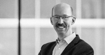 Raising the bar on autonomous vehicle safety Thomas Goetzl, vice president of automotive and energy solutions, Keysight Technologies