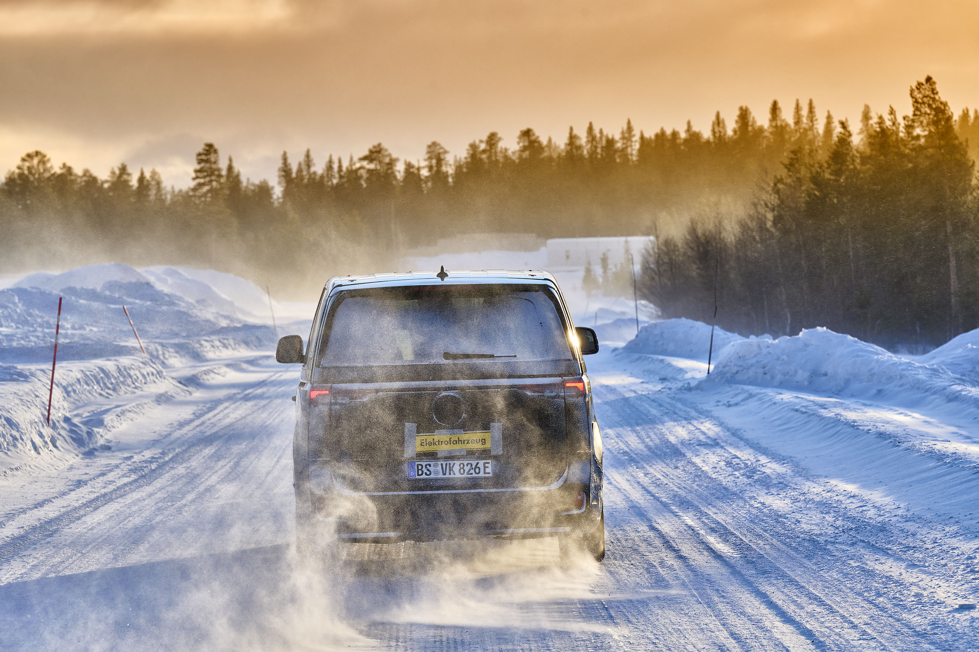 VW Touran Walks On Thin Ice, Might Be Replaced By The I.D. Buzz