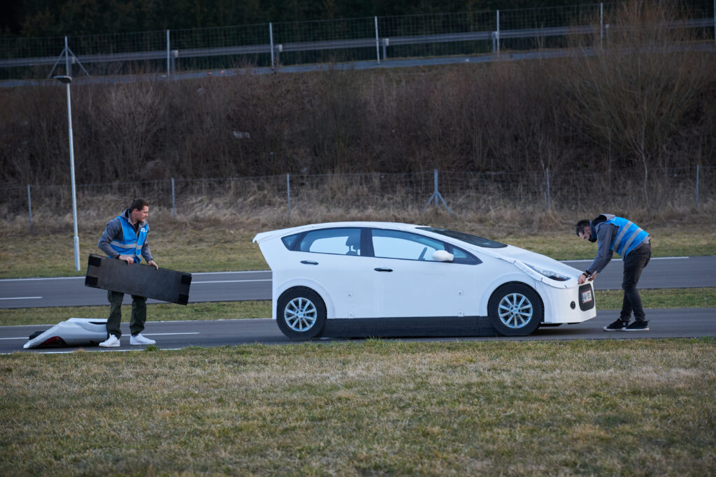 4activeSystems crash targets and moving platforms are Euro NCAP certified