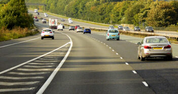 AutopleX trials motorway merging with connected roadside infrastructure