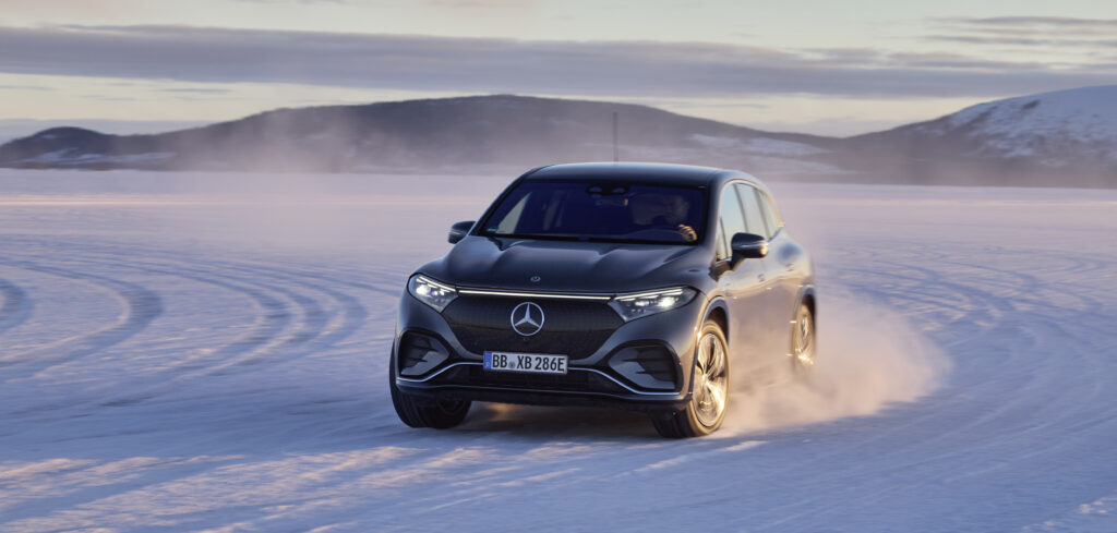 VIDEO: Mercedes-Benz tests brake control systems in Arctic Circle