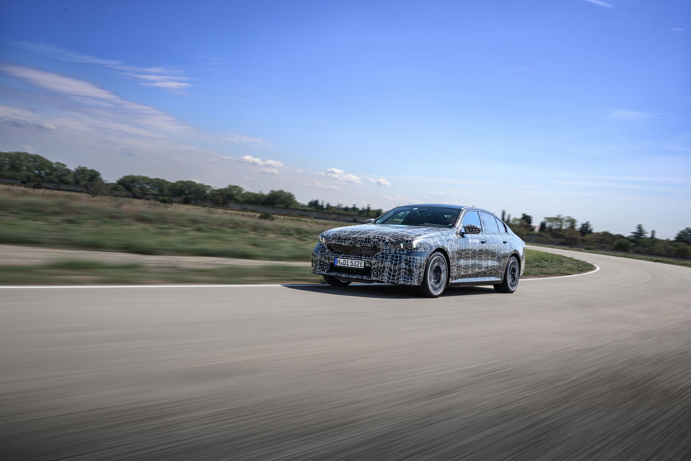 BMW i5 undergoes summer dynamics testing