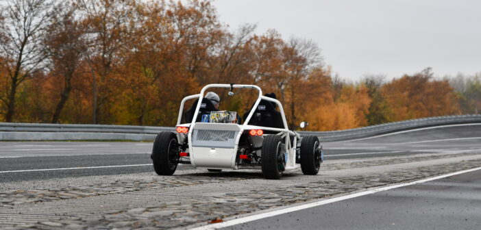 Road noise engineering: a state-of-the-art methodology for characterizing tires and suspensions