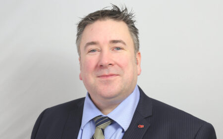 Overcoming automotive software development challenges Steve McEvoy, VP of automotive, Expleo