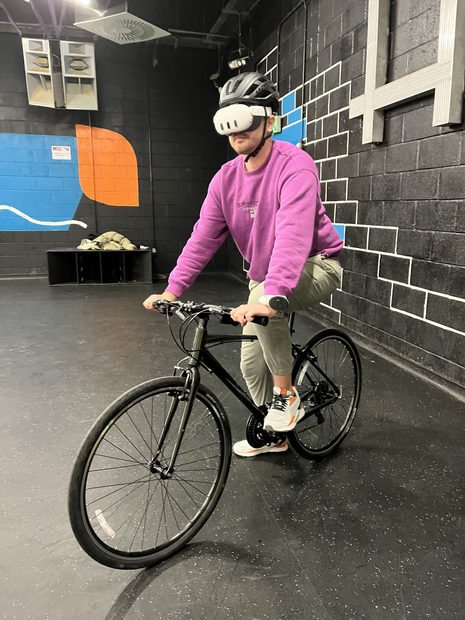 University of Glasgow develops AR system for real-world testing of cyclist and AV communication