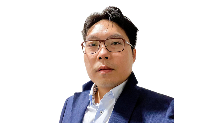 Dr Duong-Van Nguyen, VinFast’s global deputy CEO ADAS/AD, shown in profile against a white background.