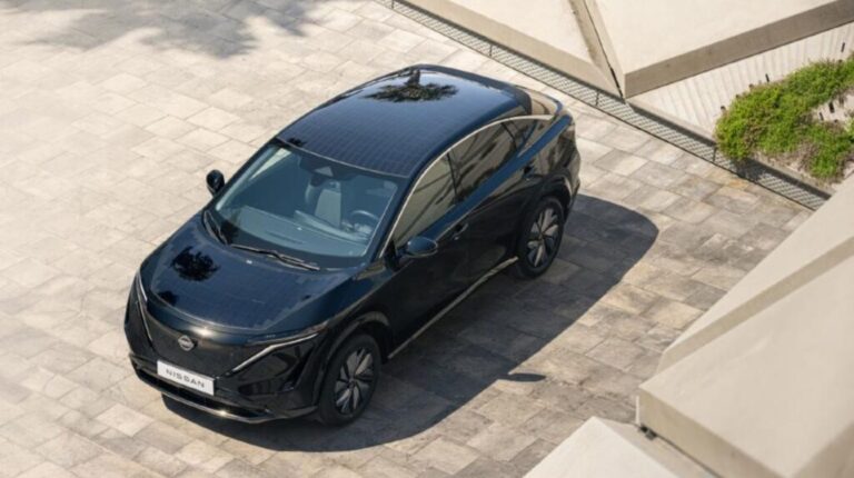 Nissan unveils solar-powered Ariya concept.