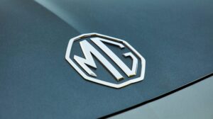 MG logo on a dark grey vehicle.