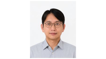 Headshot of Junghyun Kwon against a white background.